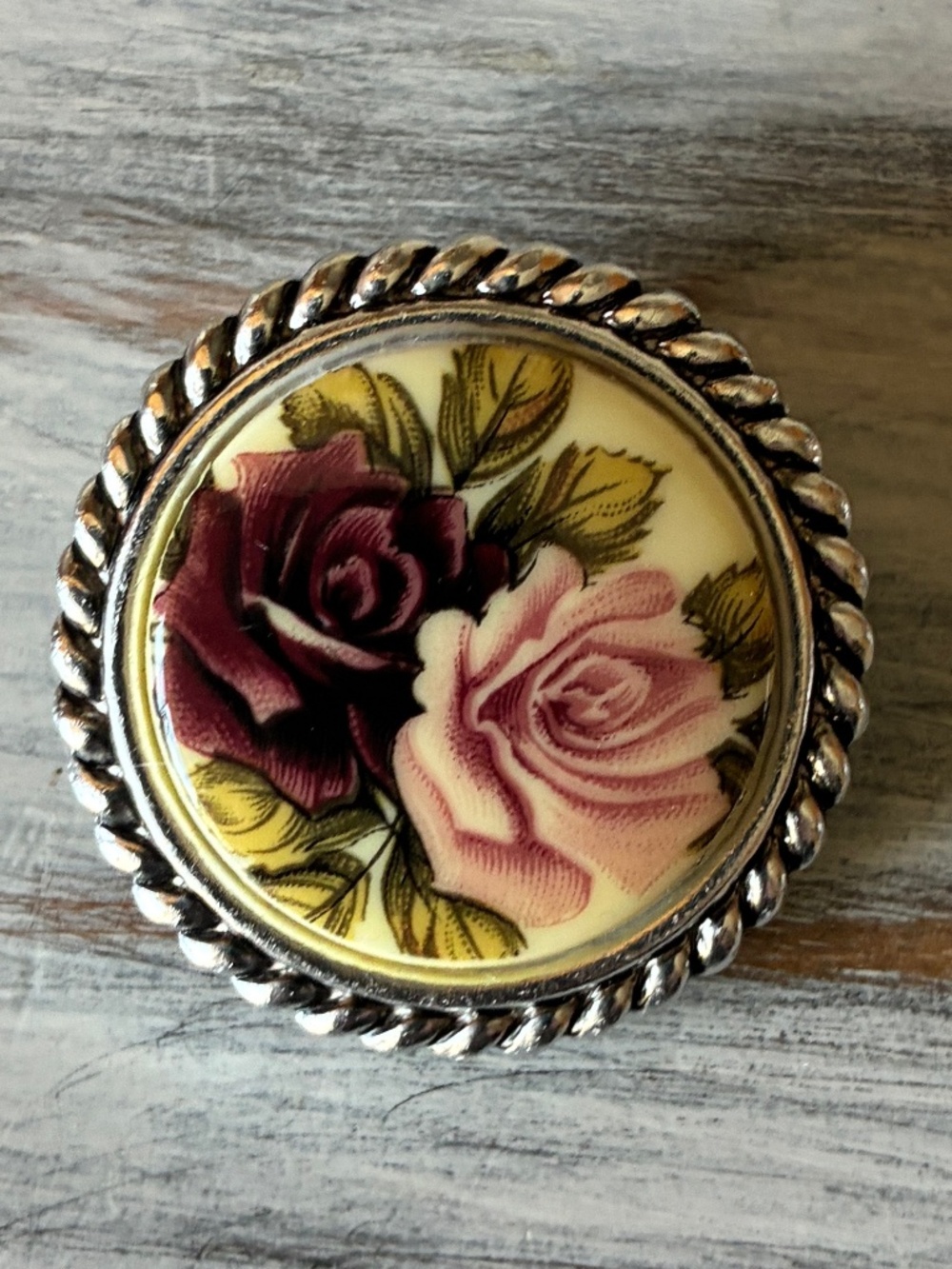 Vintage Rose Brooch Scarf Clip - Picture 2 of 7